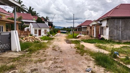 foto posisi tengah perumahan WAHANA TIAKAR RESIDENCE