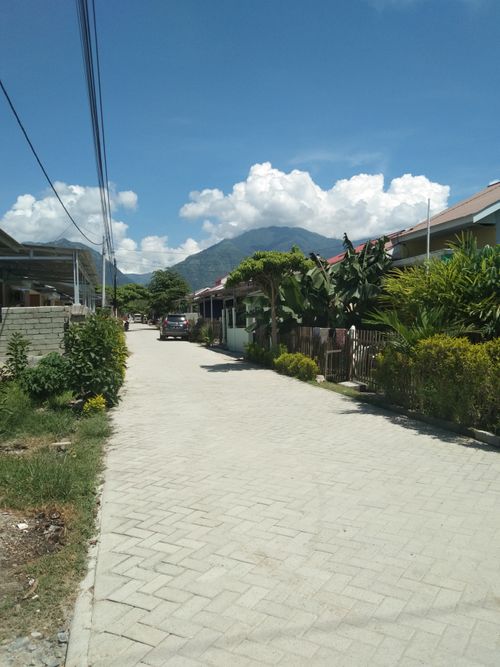 foto posisi tengah perumahan GRAHA MUTIARA BLOK C8 & D3