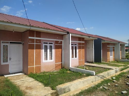 foto tampak rumah tipe MORINDA perumahan ZARINDAH GARDEN PATTALASSANG
