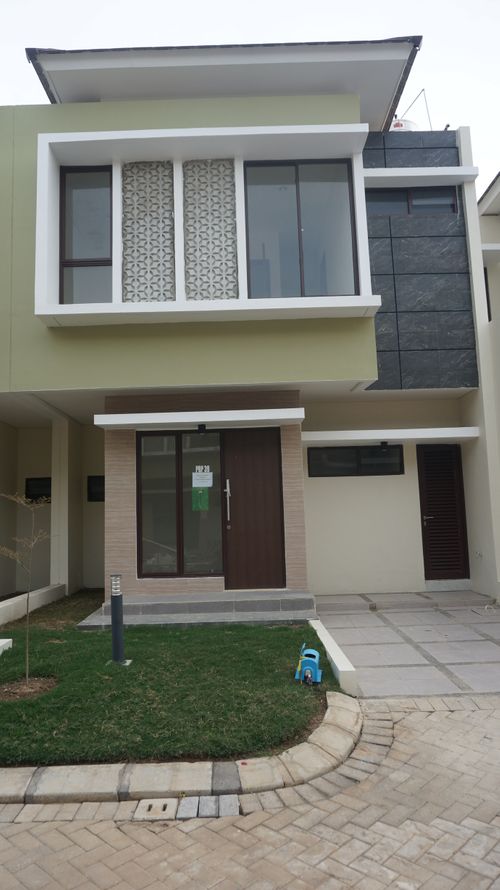 foto tampak rumah tipe Trivial (7x18) Large perumahan Water Front City 2 Premier Residence
