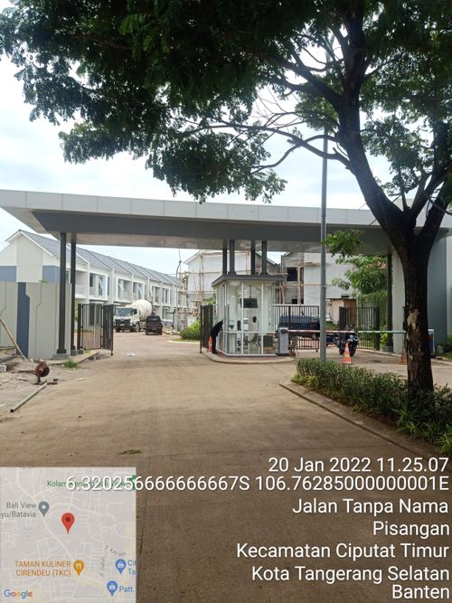 foto gerbang perumahan SYNTHESIS HOMES