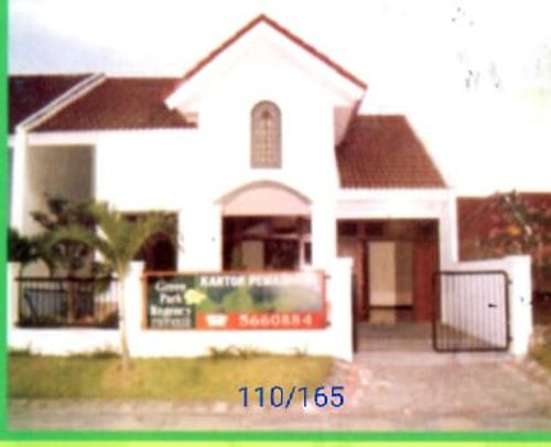 foto tampak rumah tipe 110/165 perumahan Perum Green Park Regency