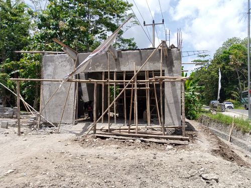 foto tampak rumah tipe 36/90 perumahan Citra Suhandi Padaherang