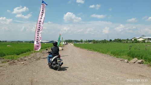 foto gerbang perumahan PERMATA PESANGGRAHAN 2