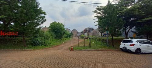 foto gerbang perumahan Seruni Hills 3