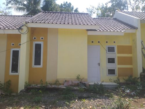 foto contoh rumah perumahan Prasada Green Village