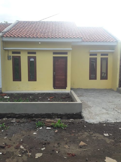 foto tampak rumah tipe 36/72 perumahan MUTIARA CITRA INDIHIANG