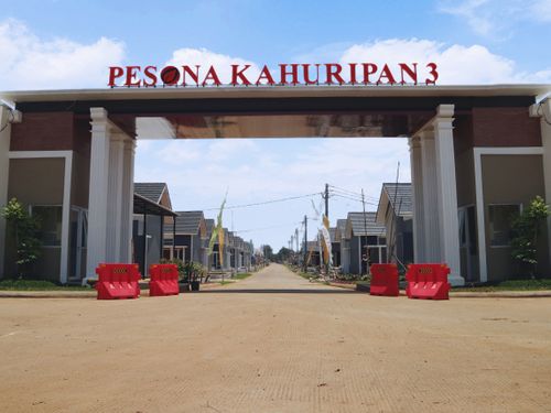 foto gerbang perumahan PESONA KAHURIPAN 3 TAHAP 3