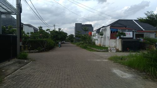 foto posisi tengah perumahan Teras Country Residence