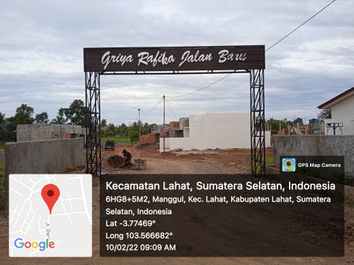 foto gerbang perumahan GRIYA RAFIKA JALAN BARU