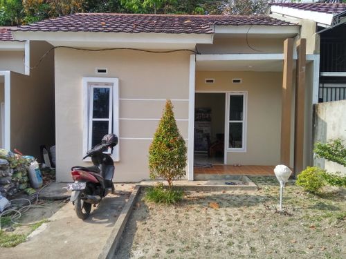 foto tampak rumah tipe 36 perumahan Borobudur Residence