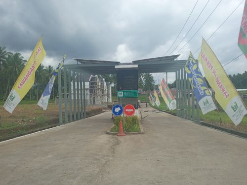 foto gerbang perumahan Sawangan Permai