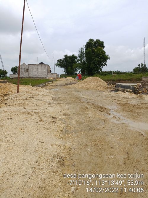 foto posisi tengah perumahan Safira regency sampang II