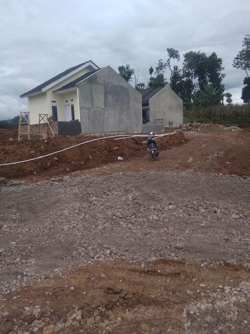 foto posisi tengah perumahan PERUMAHAN GRIYA PASOPATI REGENCY