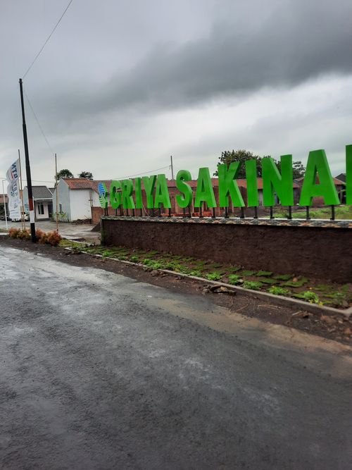 foto gerbang perumahan Perum Griya Sakinah