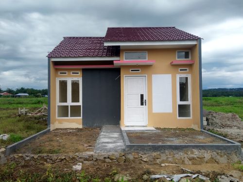 foto tampak rumah tipe 36/72 perumahan Cluster New Grand City 2 Gunung Tua