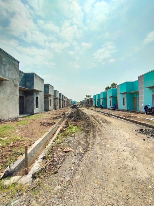 foto gerbang perumahan LEDUG ASRI