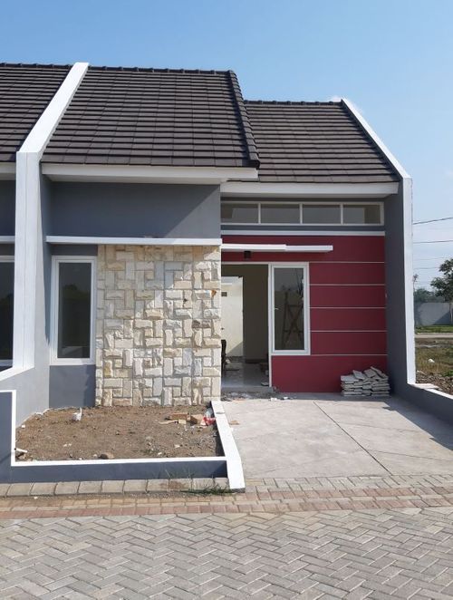 foto tampak rumah tipe 36/103 perumahan Permata Royal Manissa