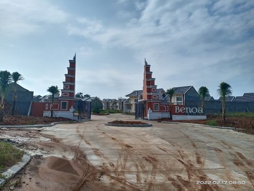 foto gerbang perumahan CLUSTER BENOA