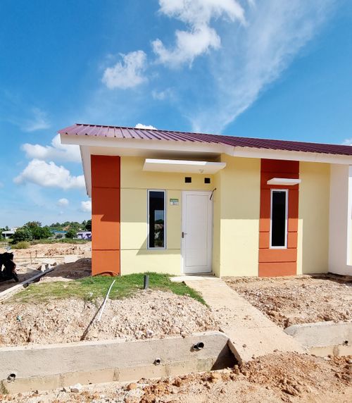foto contoh rumah perumahan RHABAYU ESTUARIO