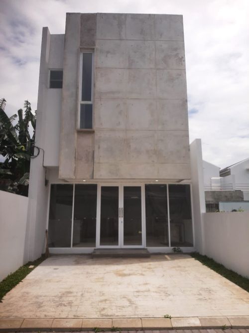 foto tampak rumah tipe Ruko perumahan Grand Sukatani Townhouse