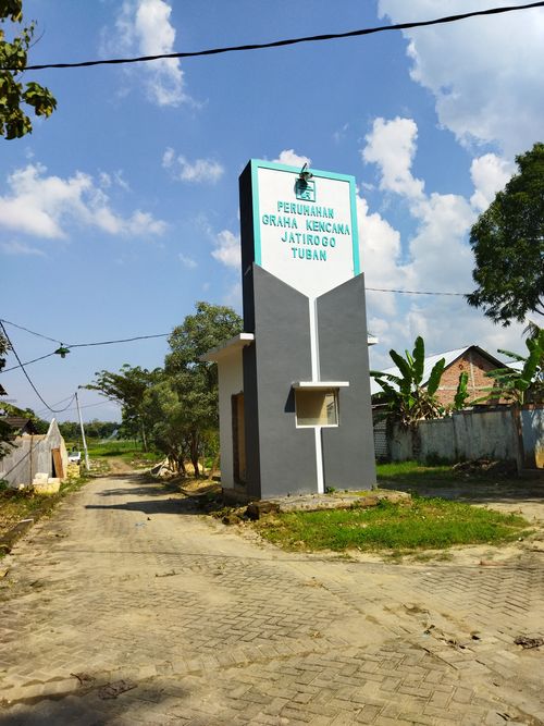 foto gerbang perumahan Graha kencana