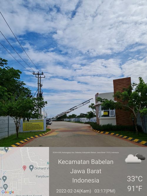 foto gerbang perumahan ORCHARD VILLAGE