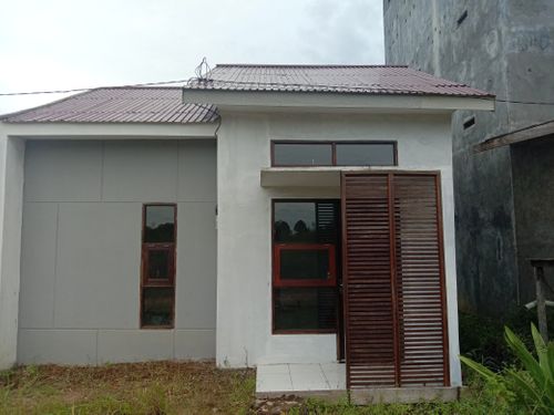 foto tampak rumah tipe 36/105 perumahan Dinar Mas Residence