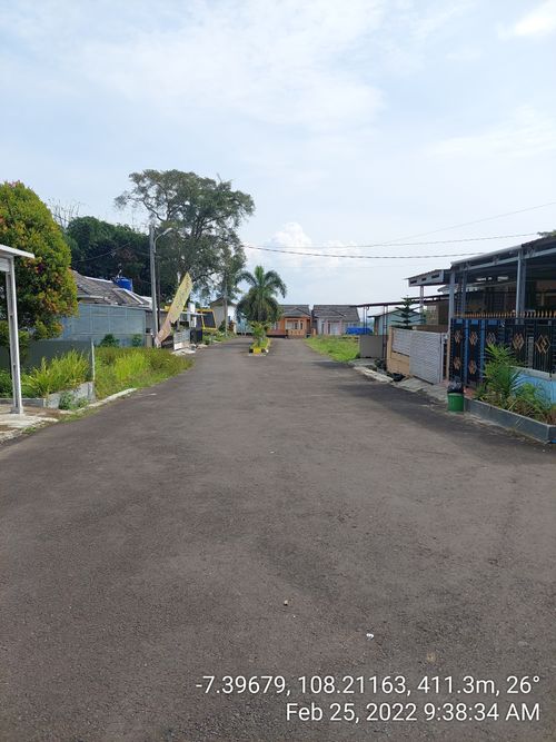 foto posisi tengah perumahan Griya Garuda Mas Kawalu
