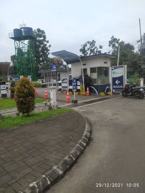 foto gerbang perumahan BATUNUNGGAL INDAH ESTATE PMB B