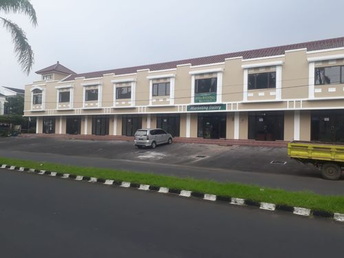 foto tampak rumah tipe RUKO perumahan KEMANG PRATAMA