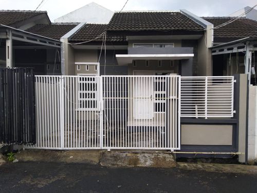 foto tampak rumah tipe 64/75 perumahan PERMATA INTAN REGENCY