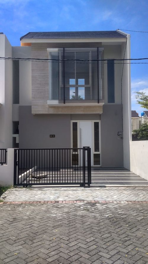 foto tampak rumah tipe Tulip Premier perumahan KHAYANGAN RESIDENCE
