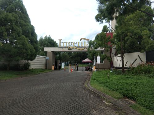 foto gerbang perumahan The Eminent Ingenia