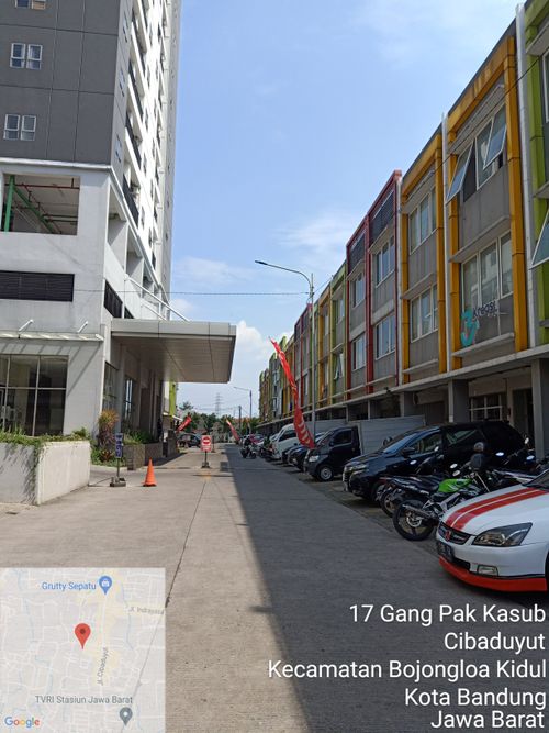 foto posisi tengah perumahan RUKO MEKARWANGI SQUARE COMMERCIAL AND SUITES