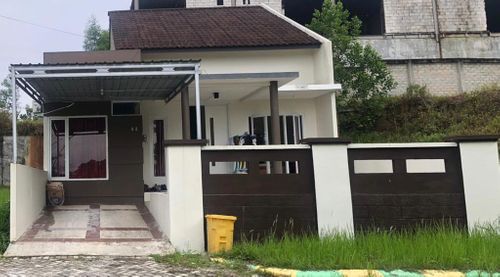 foto tampak rumah tipe CHERRY perumahan Daun Village