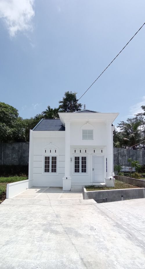 foto contoh rumah perumahan Cluster Royal Sakya