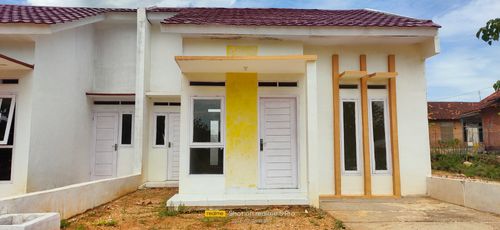 foto tampak rumah tipe 36 perumahan GRIYA SALMA