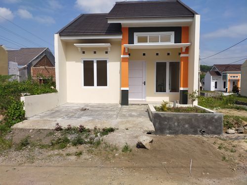foto tampak rumah tipe 36 G perumahan GRAND KALIORI HILLS