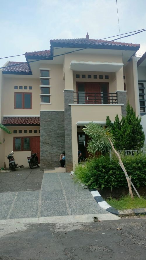 foto tampak rumah tipe KEMUNING perumahan KEMANG PRATAMA