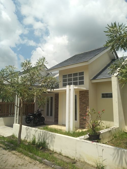 foto tampak rumah tipe 40/84 perumahan GRAHA PERSADA INDAH REGENCY