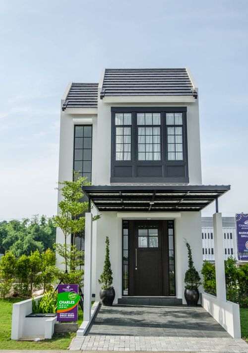 foto tampak rumah tipe CHARLES 18 perumahan CitraLand Driyorejo CBD