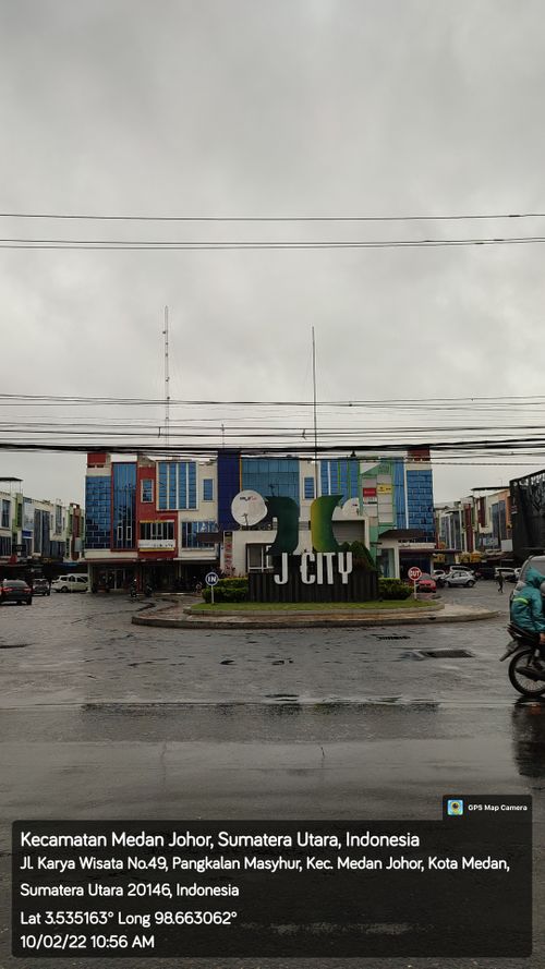 foto gerbang perumahan J-CITY J-SQUARE
