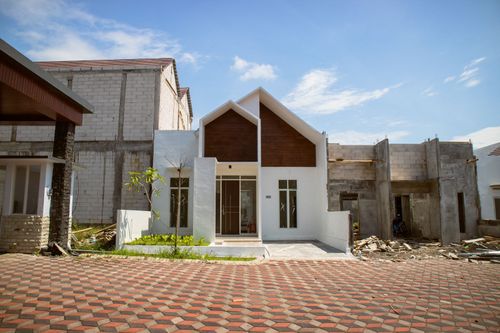 foto tampak rumah tipe 70 perumahan Villa Bougenville Indah 2