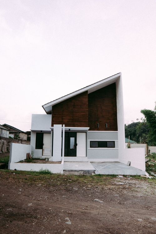 foto tampak rumah tipe 54 perumahan Villa Bougenville Indah 2