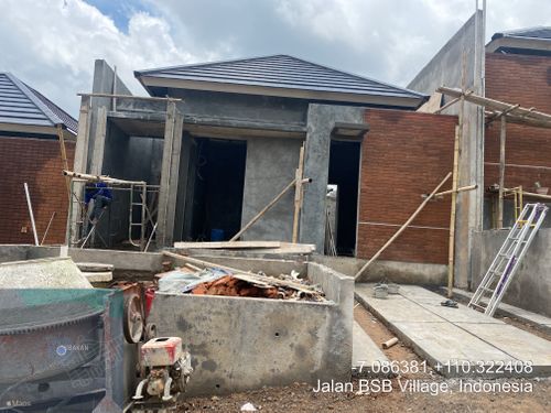 foto tampak rumah tipe Meranti 42 perumahan BSB Village Lokka Kayon