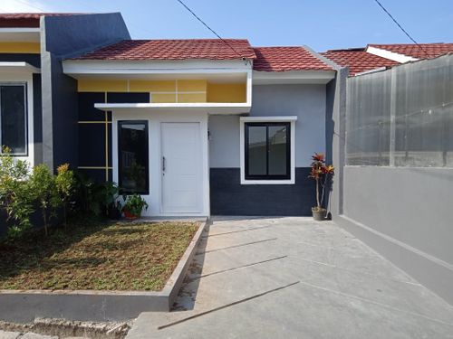 foto tampak rumah tipe 55/180 perumahan BUKIT CIKERETEG INDAH