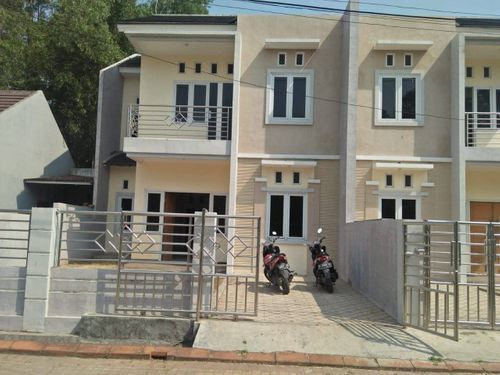 foto tampak rumah tipe 115 perumahan GEDONG KALORAN RESIDENCE