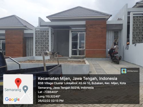 foto tampak rumah tipe Gaharu 48 perumahan BSB Village Lokka Kayon