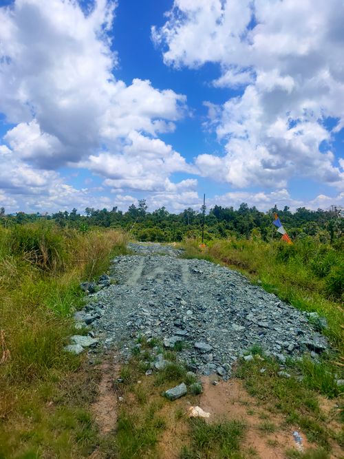 foto posisi tengah perumahan BUKIT PELANGI